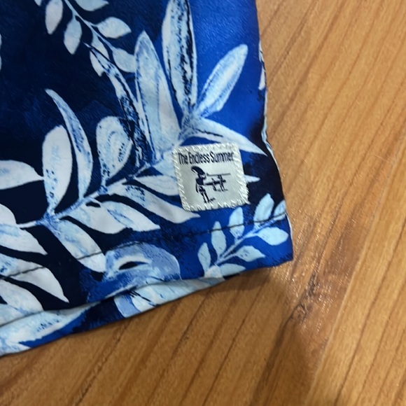 Endless Summer trunk suits - Picture 3 of 4